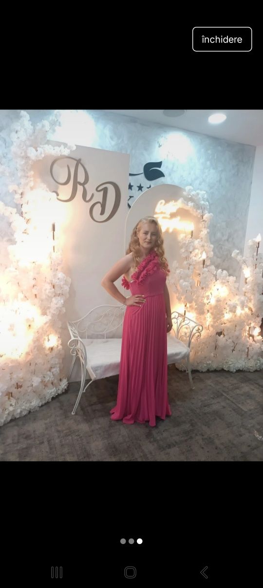 Rochie eleganta superba