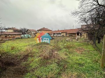 Къща в Варна, област-гр.Дългопол площ 100 цена 50000