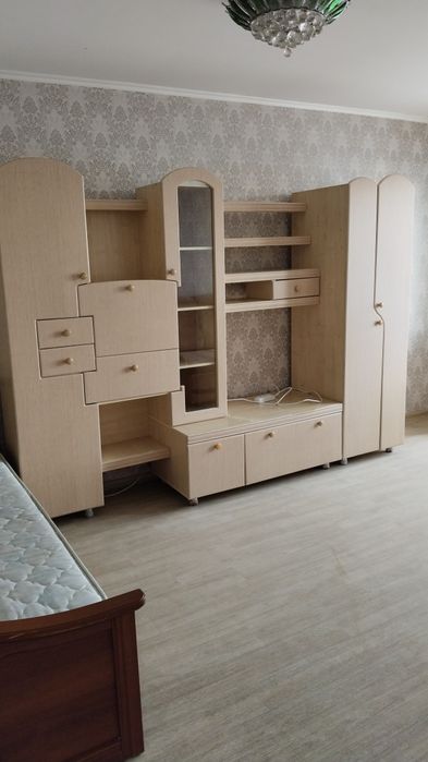 Шкаф  в  зал не дорого