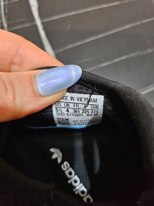 Adidas 36 2/3, маратонки