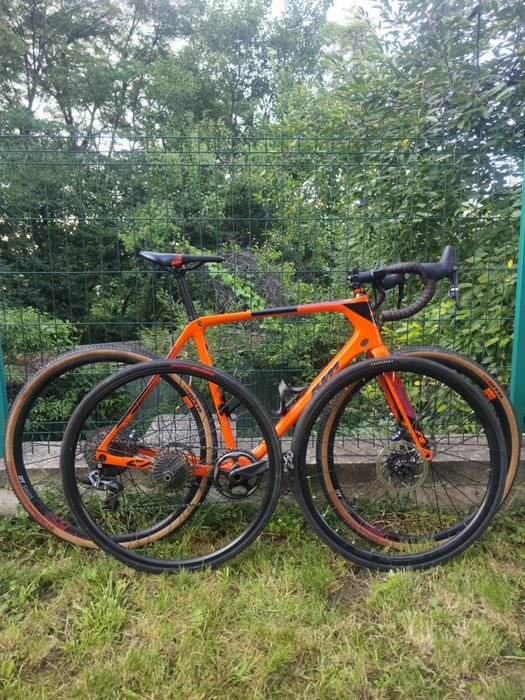 REDUCERE! Bicicleta carbon gravel/ciclocross KTM