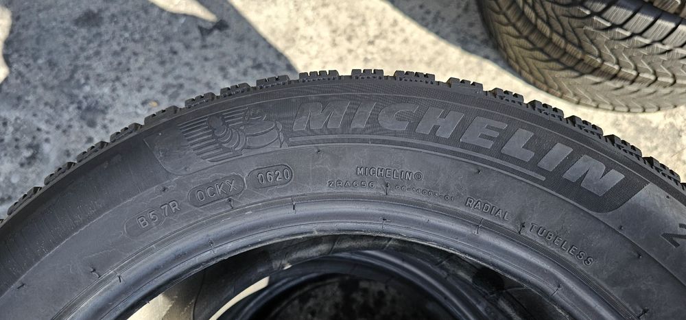 205 60 R 16 Michelin M+S