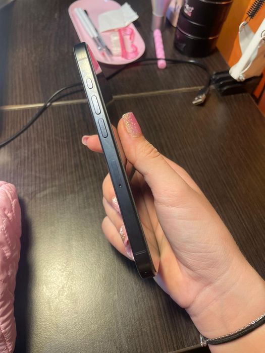 Vand iphone 15 pro black titanium 128 gb