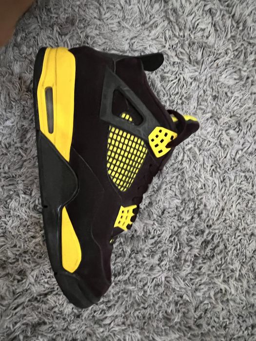 Jordan 4 retro yellow thunder