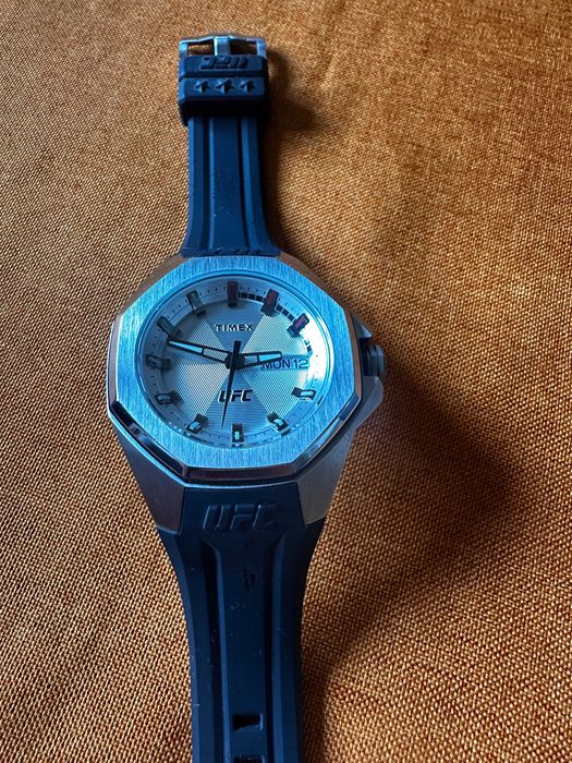 Часовник Timex UFC Men's Pro 44mm