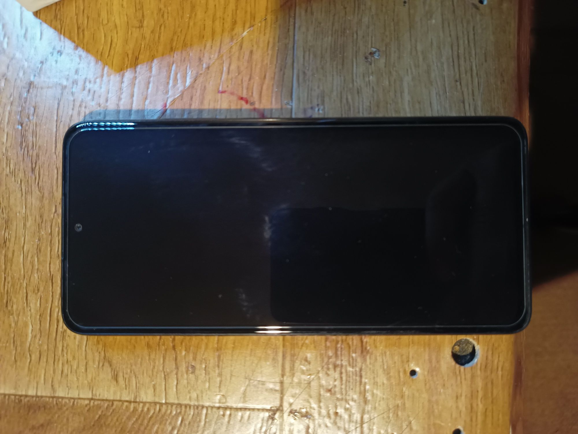 Redmi Note 11 Pro 5G с подаръци.