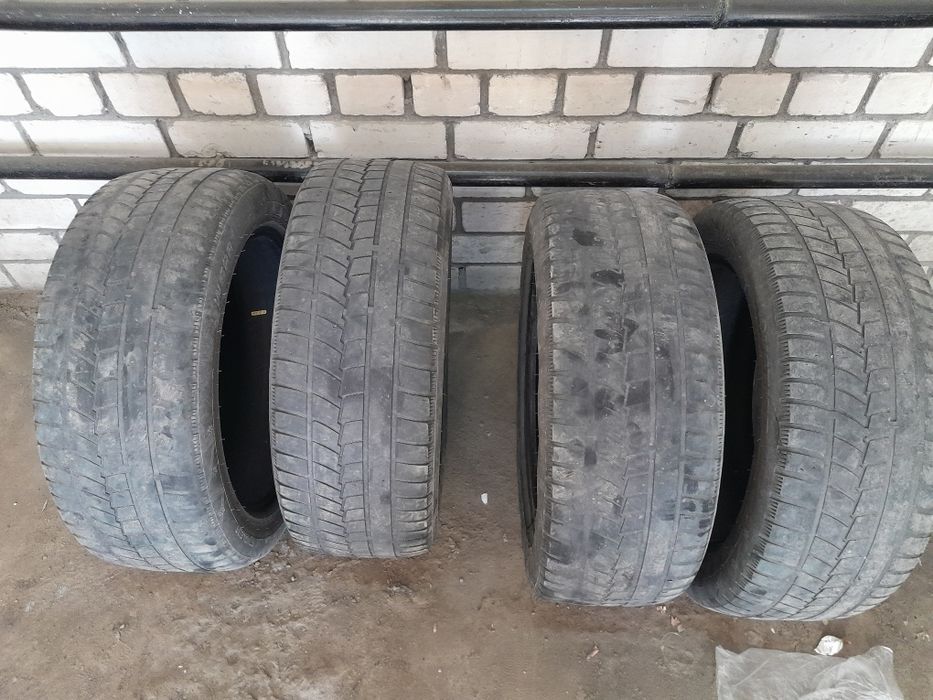 Продам шина всесезонка  215/55 R17