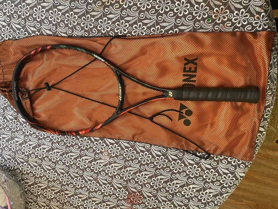 Продается ракетка для большого тенниса  Yonex vcore duel G