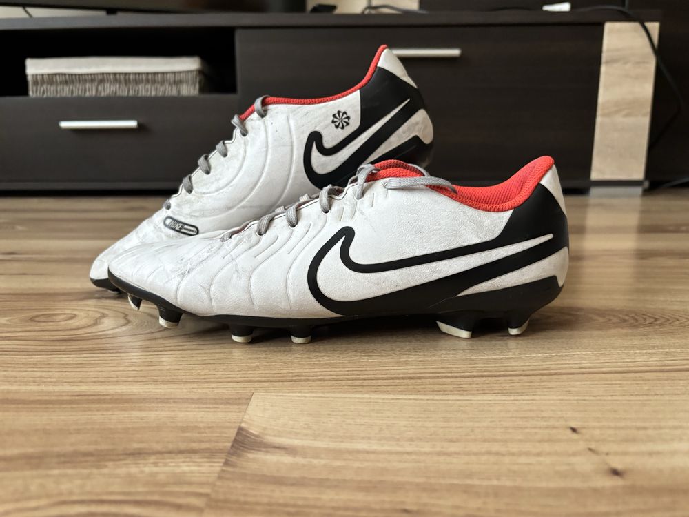 Бутонки Nike Tiempo Legend 10