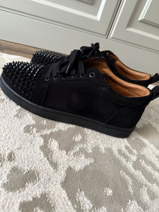 christian louboutin din piele