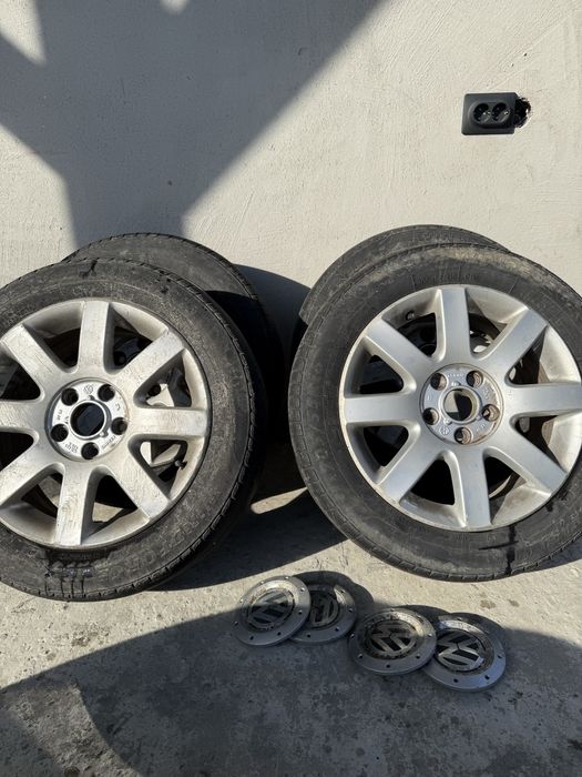 Vând jante vw 205/55R16