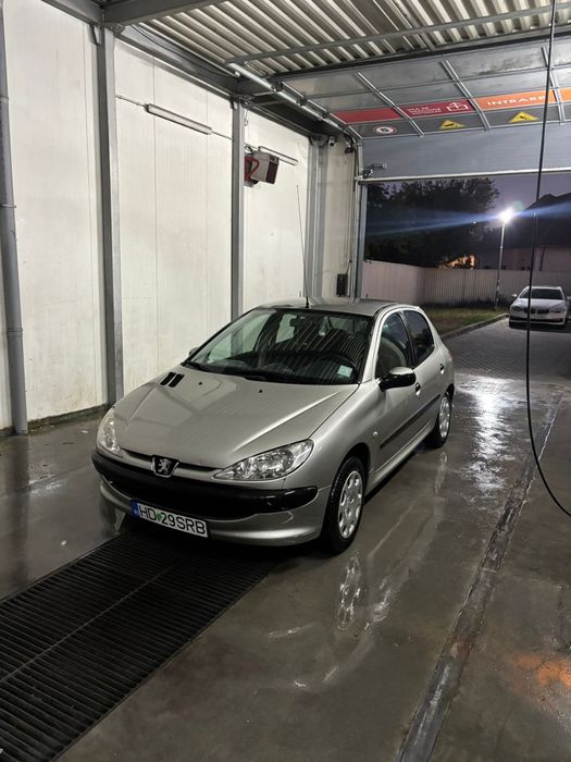 Peugeot 206 , an 2008 , 1.6 benzina