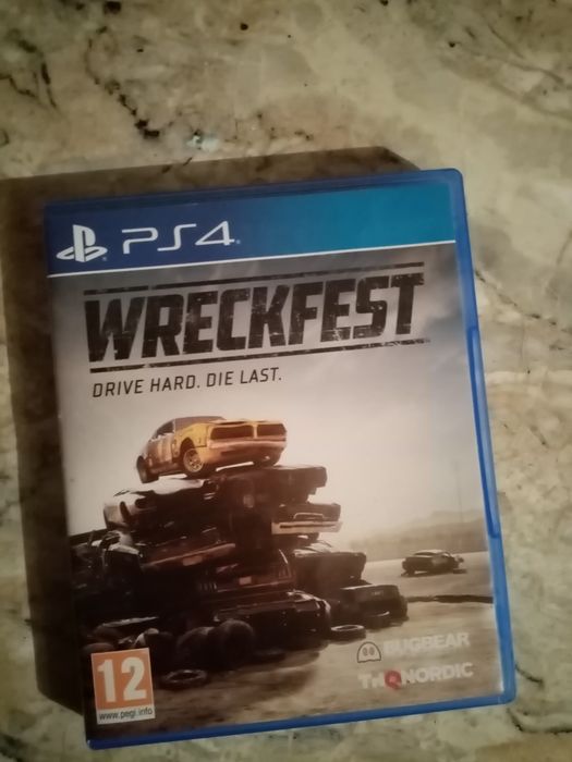 Игра на пс4 Wreckfest отличная гонка