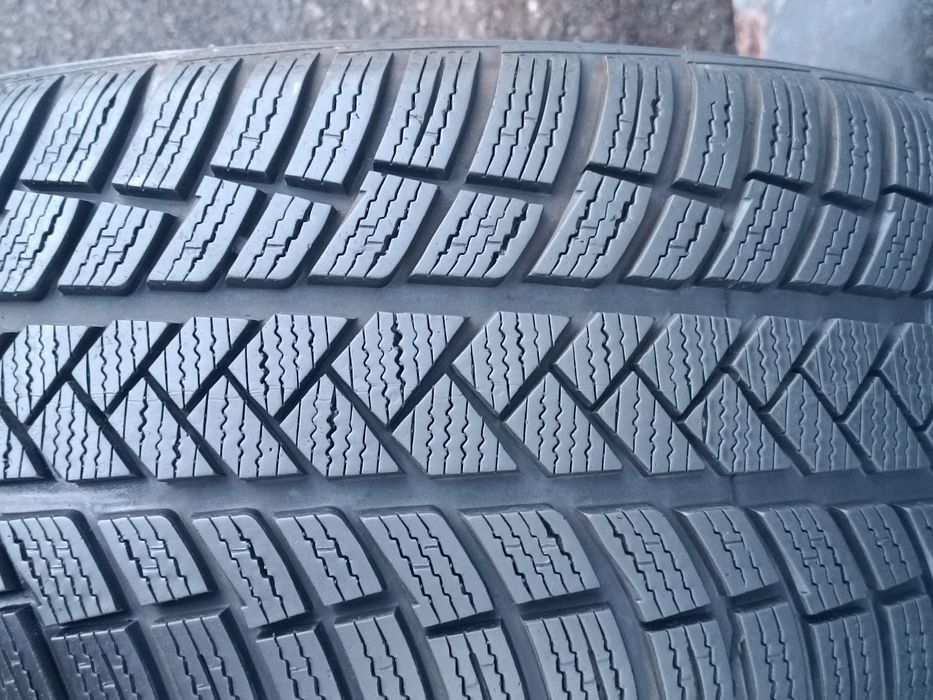 225/50/17 Vredestein Дот 3221