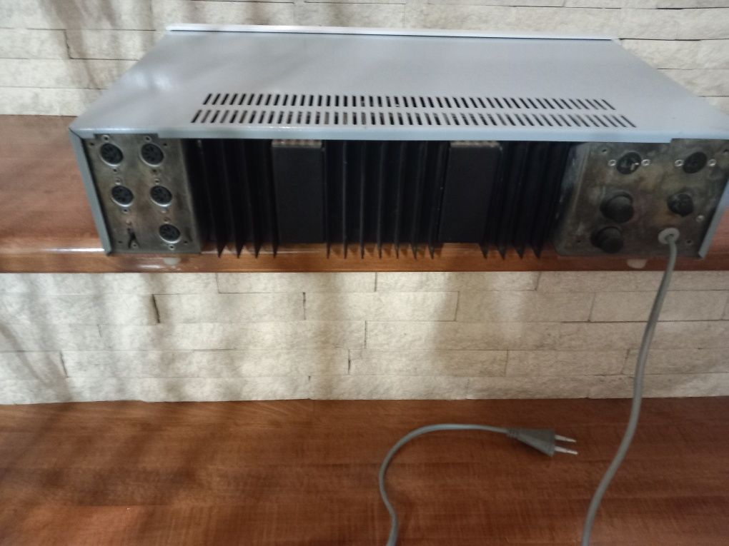 Amplificator Electronica Industriala A 350 HI Fi