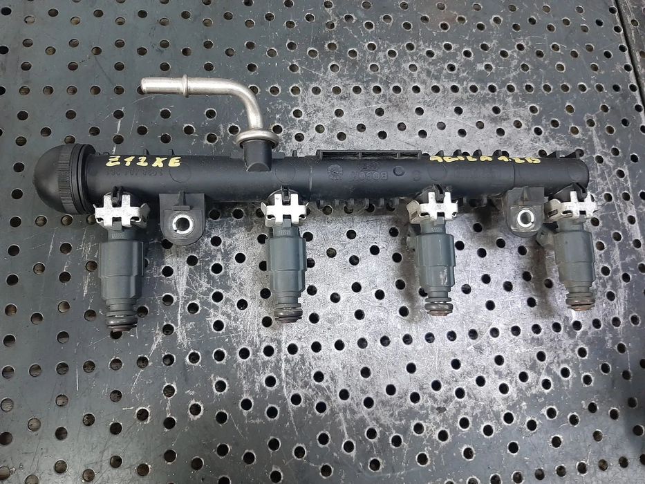 rampa cu injectoare 1.2 b z12xe opel agila corsa c astra g 0280155965