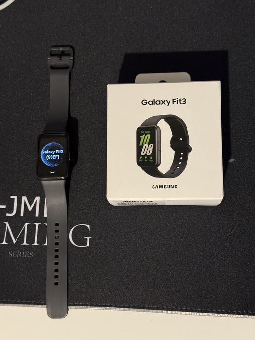 Фитнес гривна Samsung Galaxy Fit3