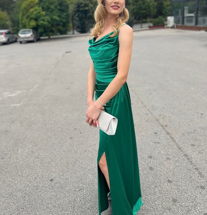 Официална  рокля