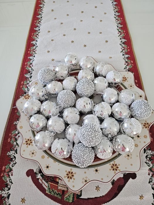 Globuri pom Crăciun