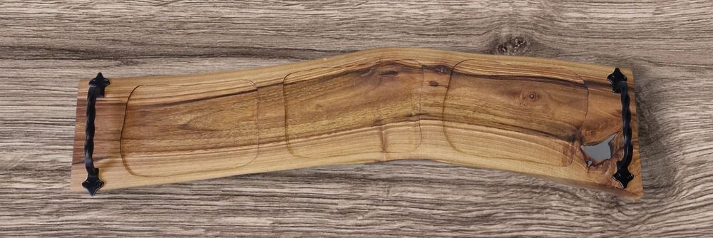 Дъски за рязане и сервиране от орех