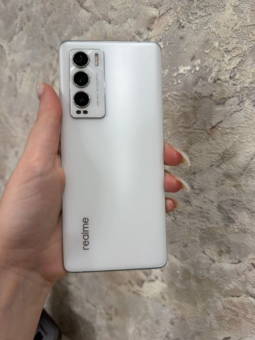 Продам телефон Realme Gt Master Explorer Edition