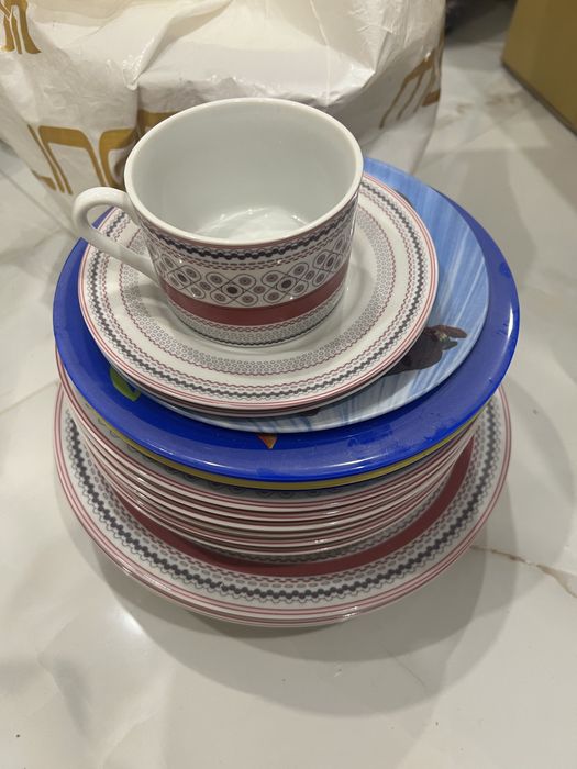 Продам посуду тарелки все вместе