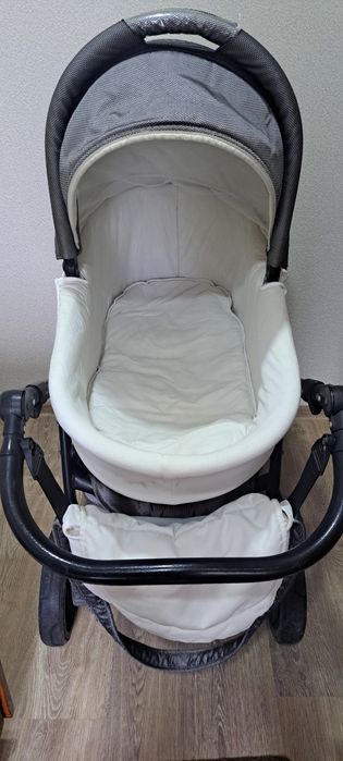 Коляска Tutis Zippy 3 в 1.