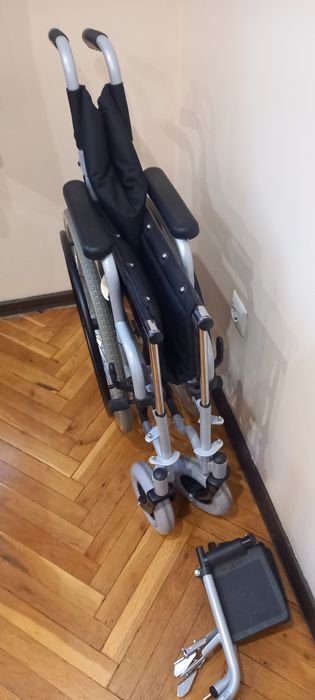 Инвалидна количка