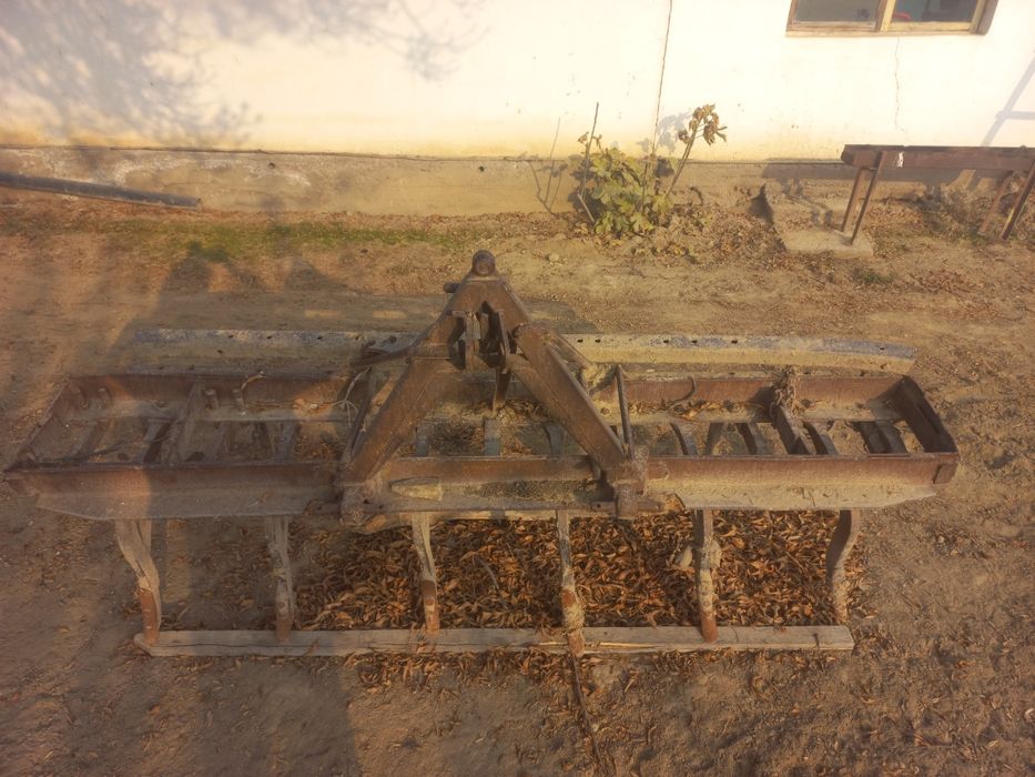 Чизел Сатылады 320,000