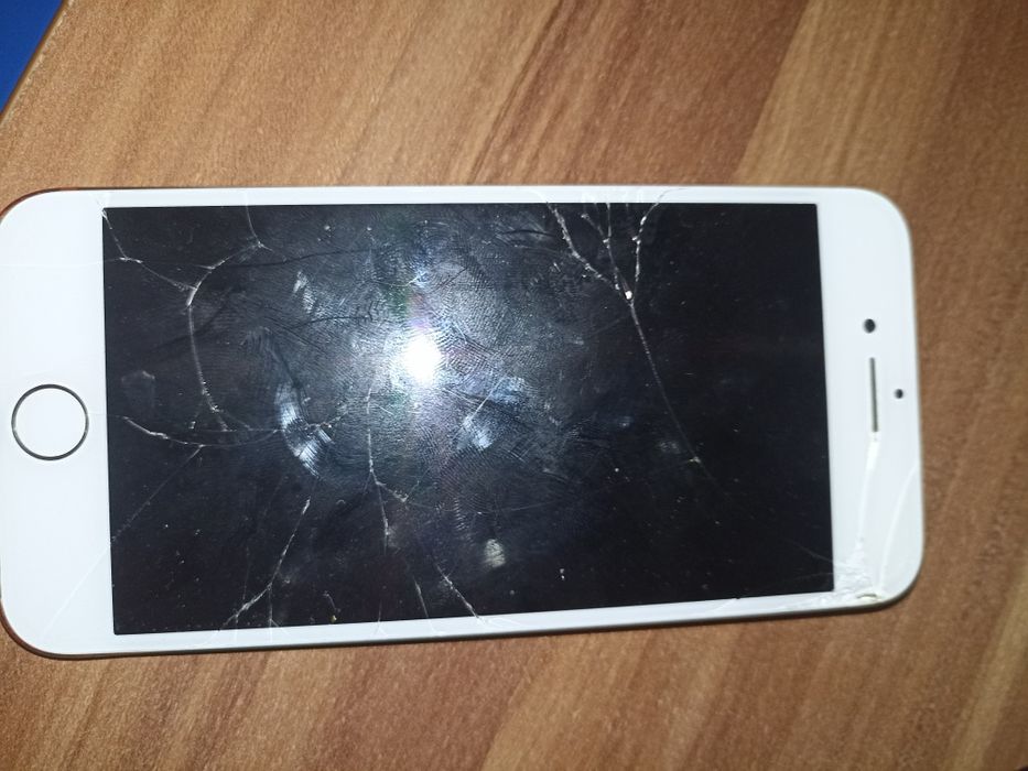 Айфон се не рабочий