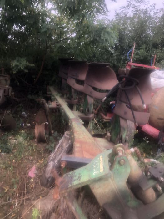 Plug cu doua trupite romanesc