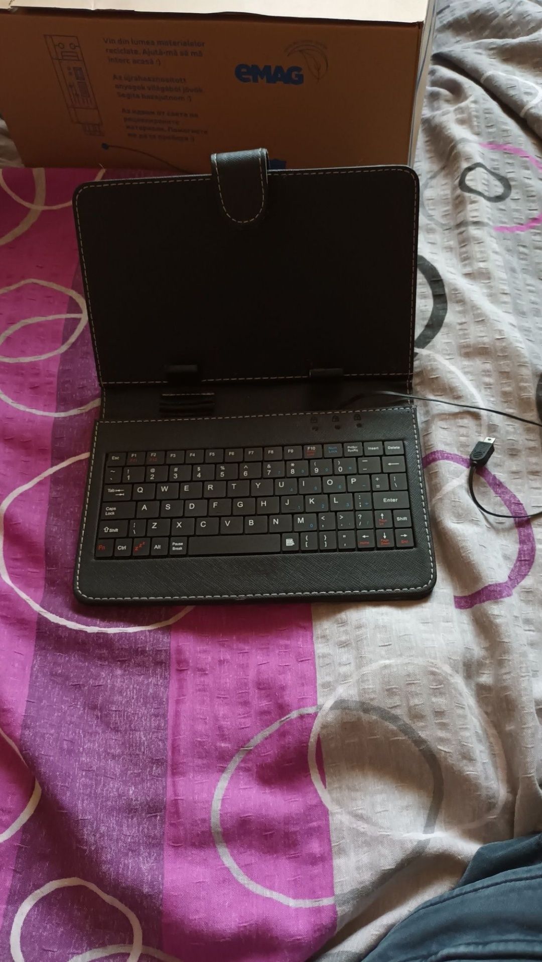tastatura tableta si husa de 7''