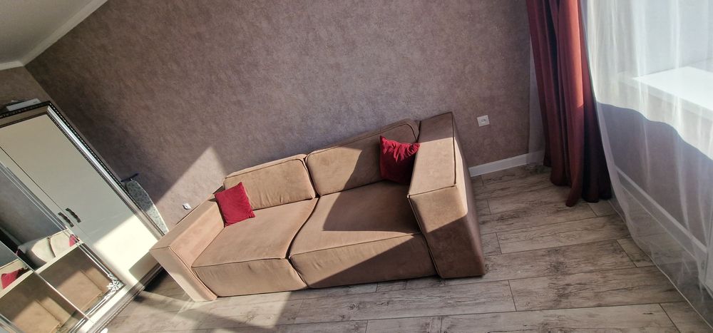 Продаётся Диван для дома