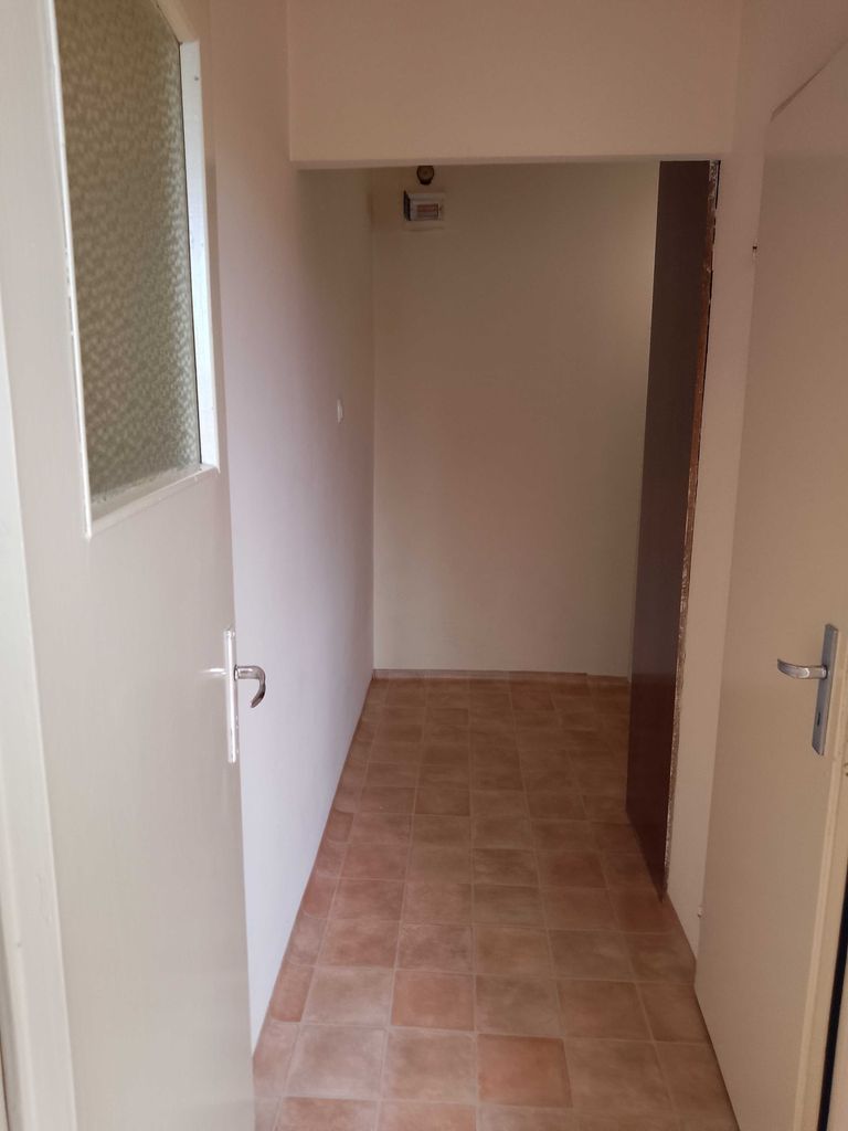 Продава се Едностаен апартамент в София, Люлин 1 - 47 кв.м за 2394 €/кв.м - Снимка #2