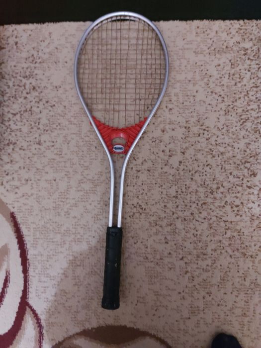 Ракетка теннисная