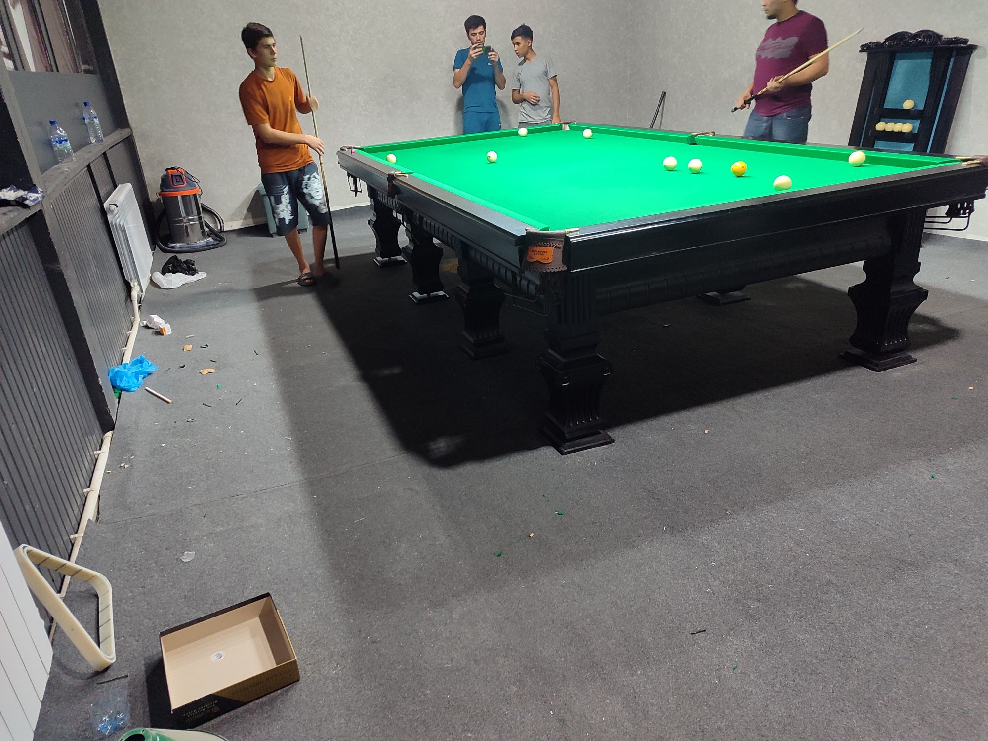 Billiardni stollar