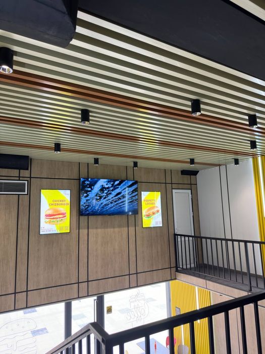 Armstrong Grilyato Reechniy подвесной потолок Грилято Армстронг