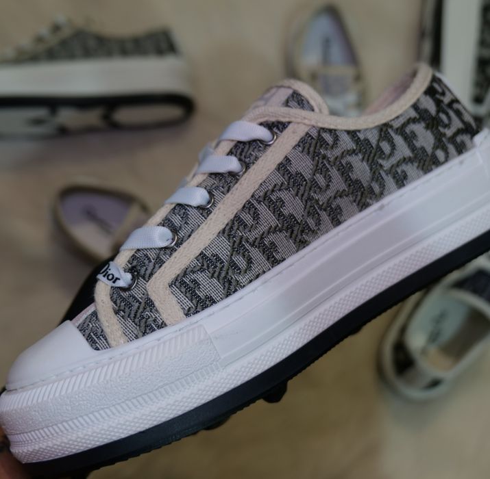 Дамски маратонки Dior Oblique (36-40) - Бежаво с Тъмно Зелено