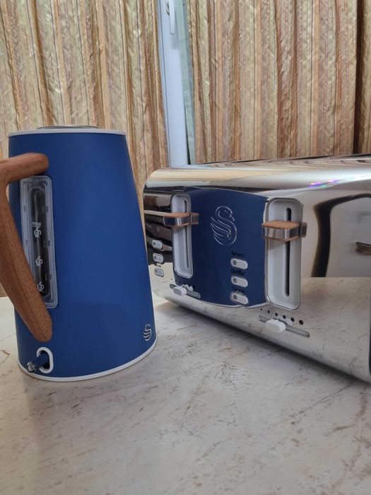 Тостер  SWAN оригинален.