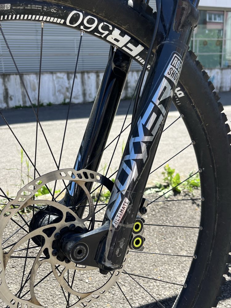 Canyon Sender 2023 - L ( bicicleta downhill )