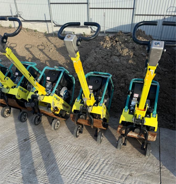 Inchiriez placa compactoare profesionala