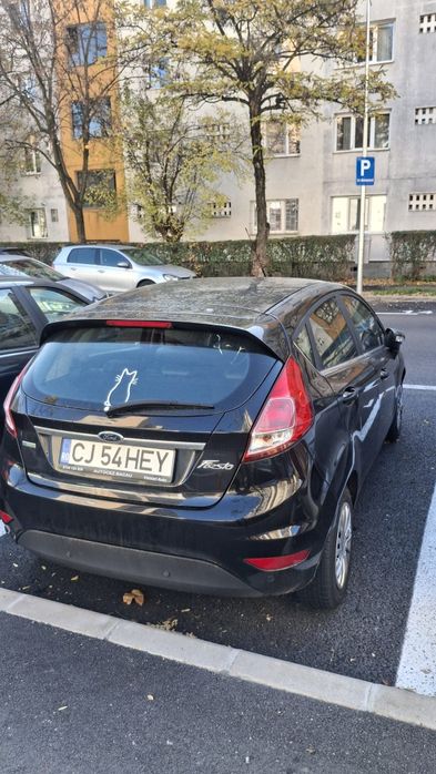 Vand ford fiesta benzina automata