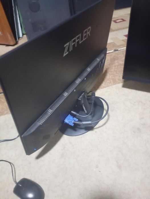 Монитор Ziffler LED 24