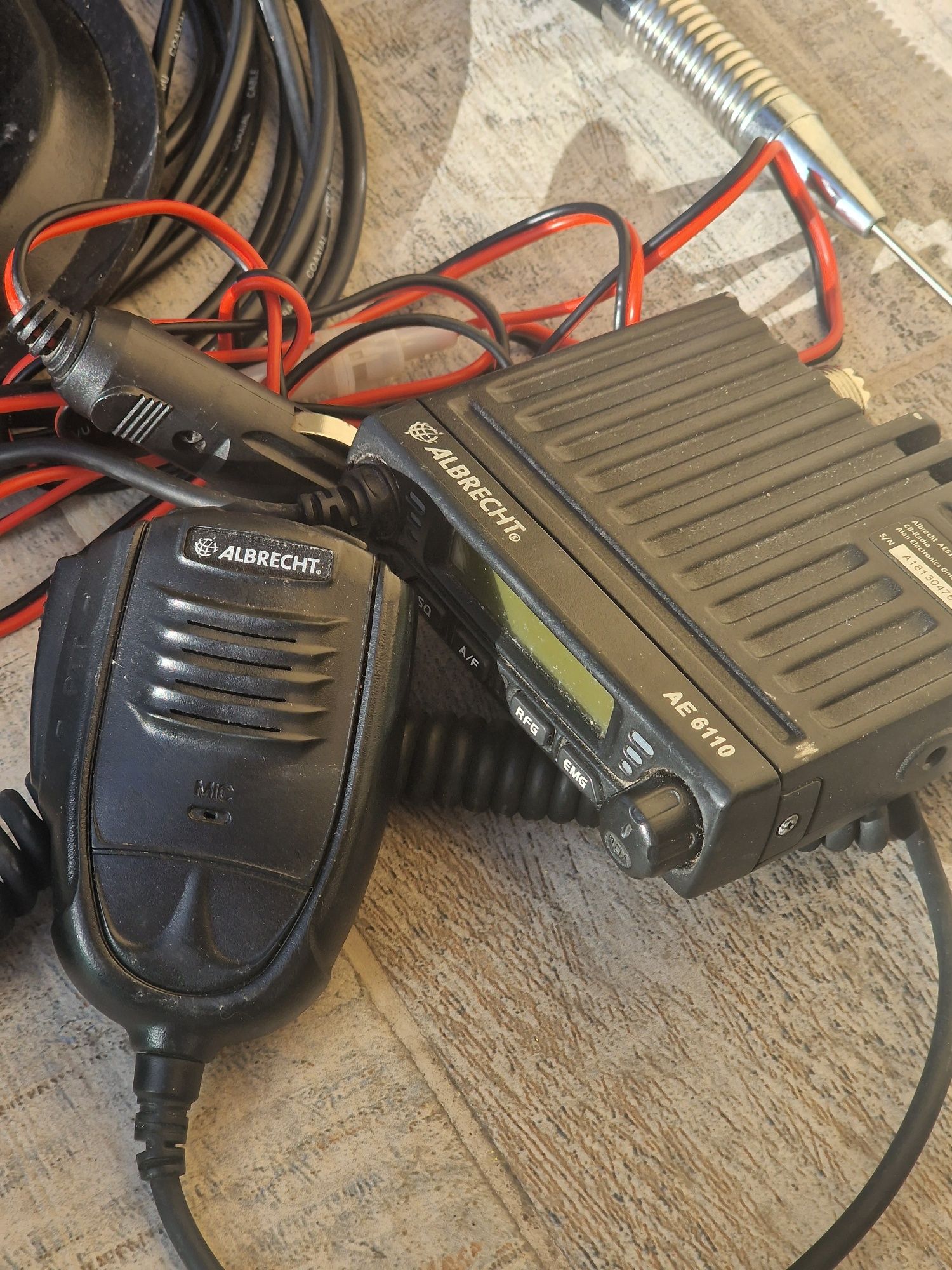 Statie si Antena auto