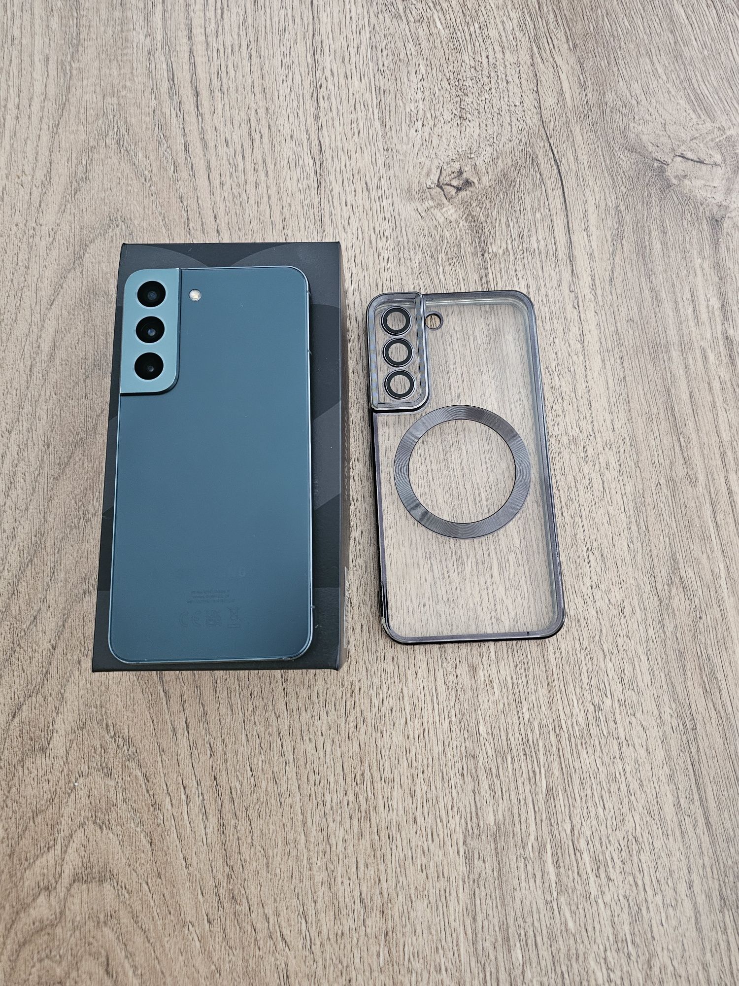 Vând Samsung S22