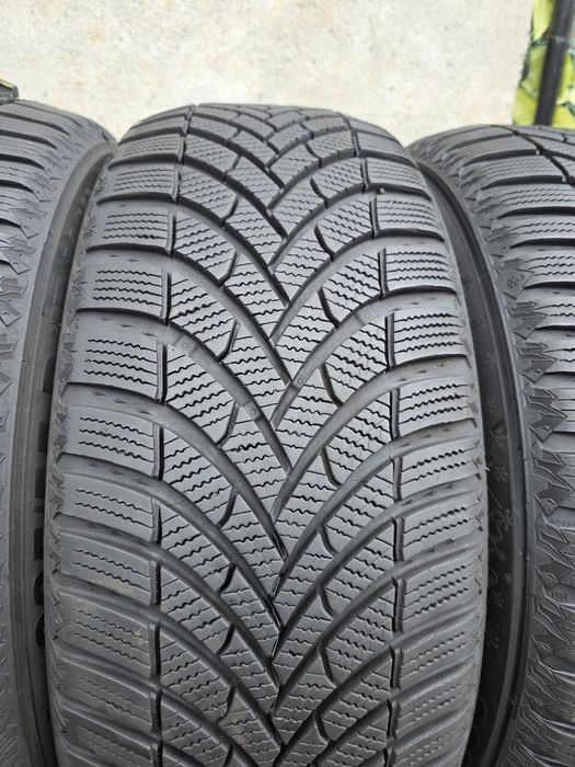 Vând patru anvelope de iarna semperit 225 55 17  dot 2523