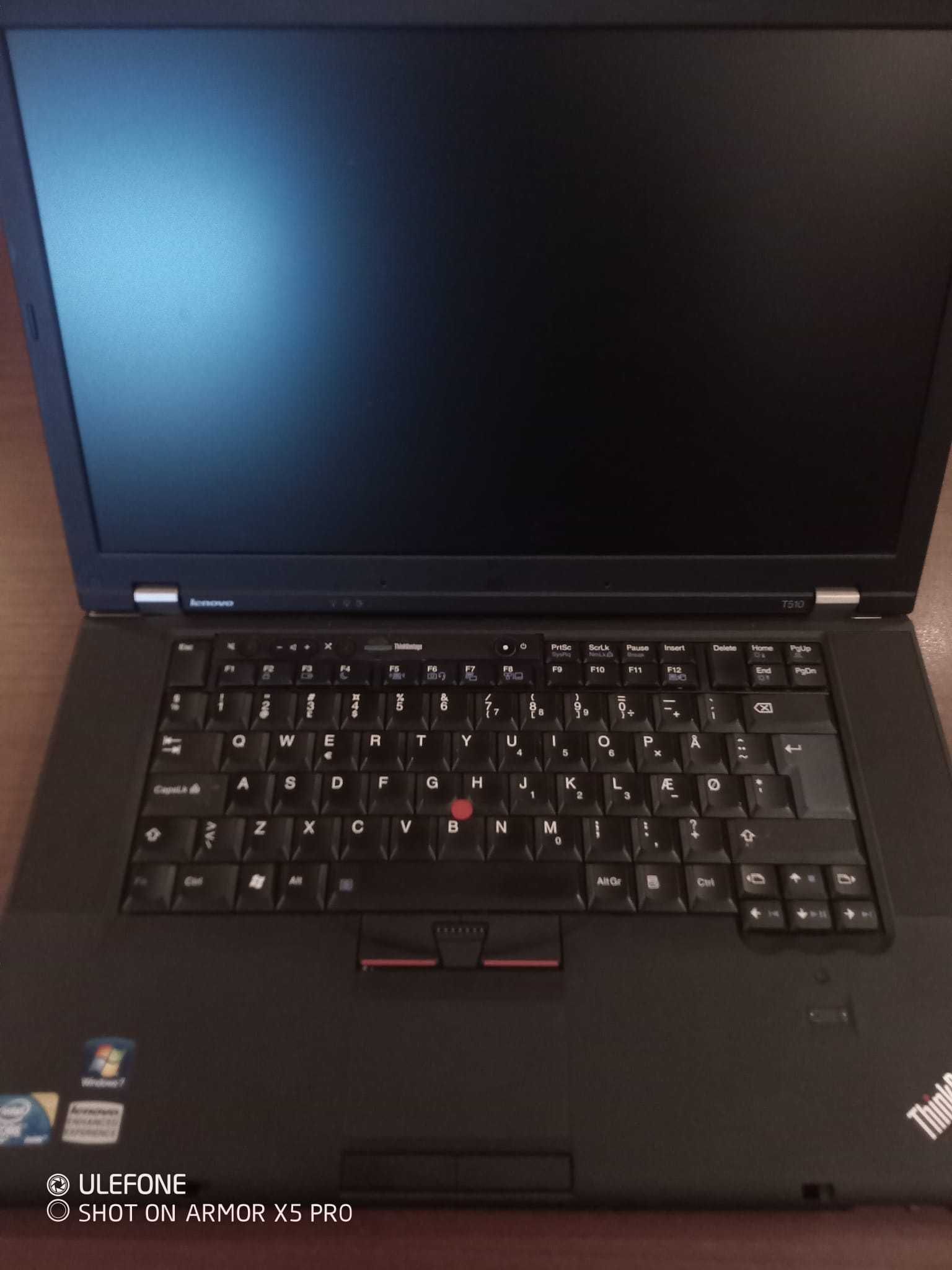 Vand Laptop I5 Lenovo pret 680 lei