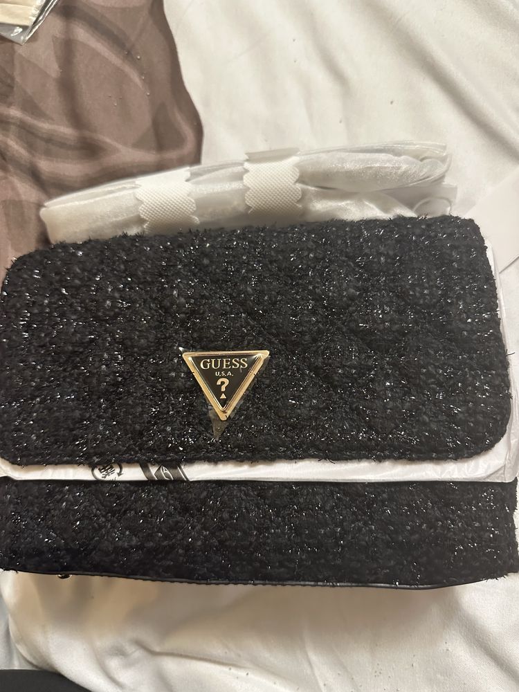 Оригинални дамски чанти guess