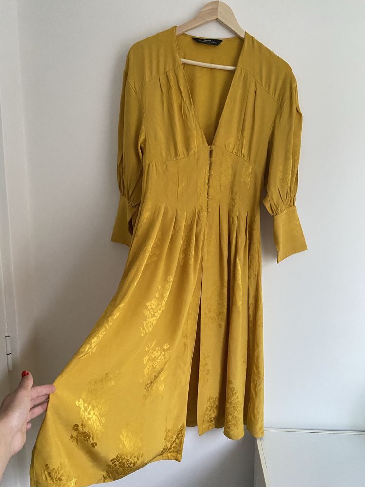 Bershka рокля/туника