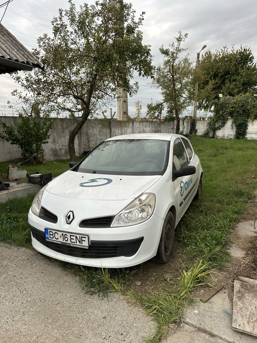 Vand Renault Clio diesel  2008 autoutilitara